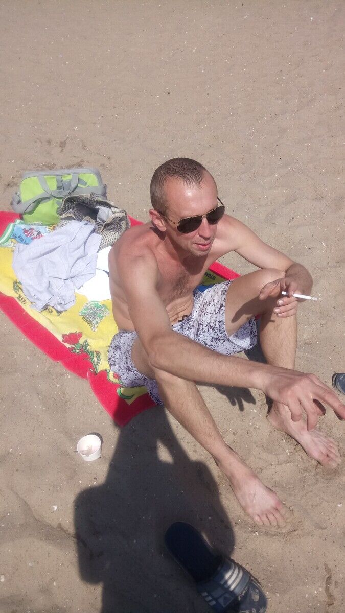  Prince Albert,   , 46 ,   ,   , c 