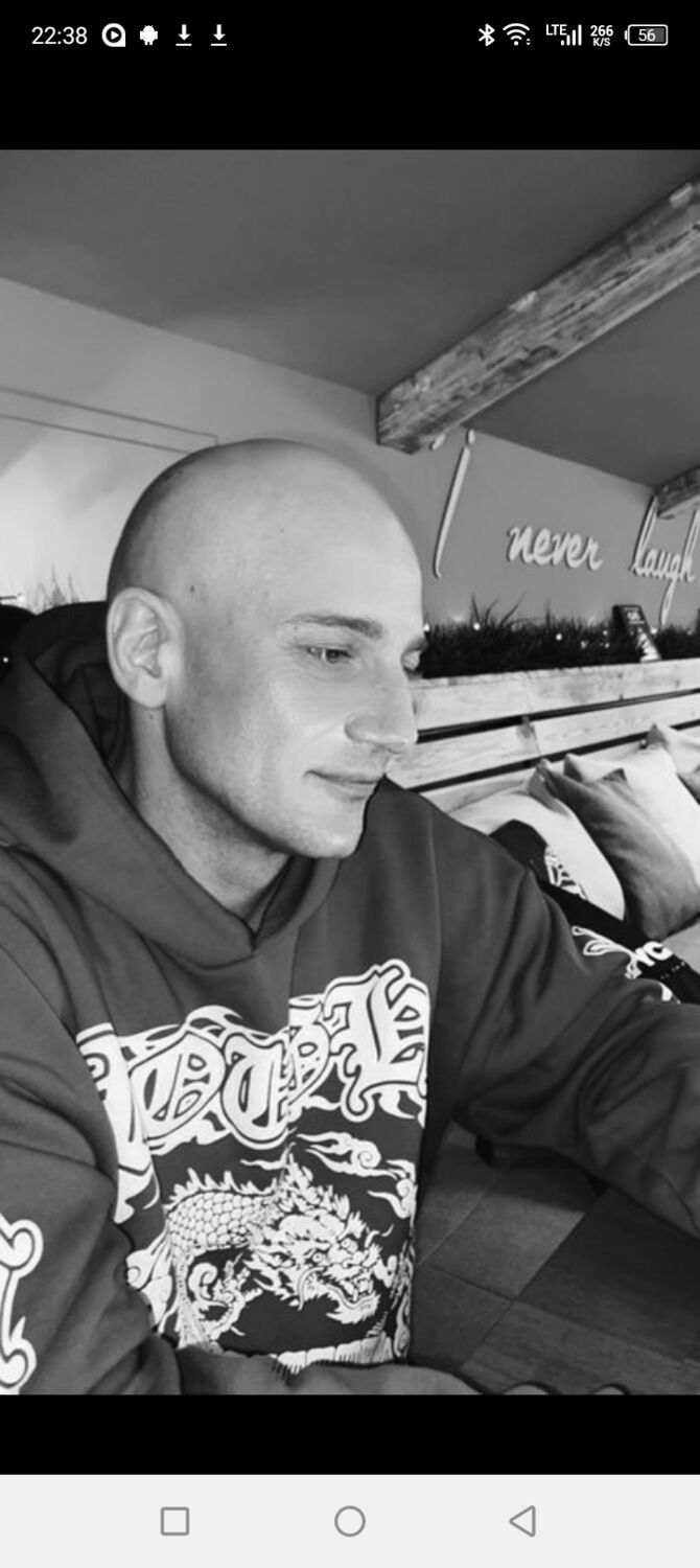 ���� 39315794 ������� Koluniki, 42 ����, ���� ���������� � ����������