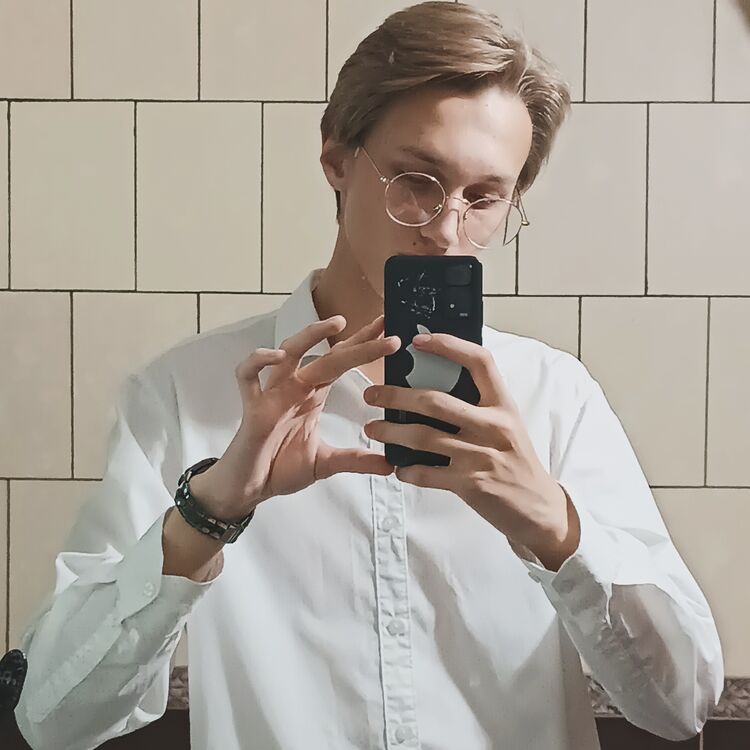  52748504  , 20 ,    