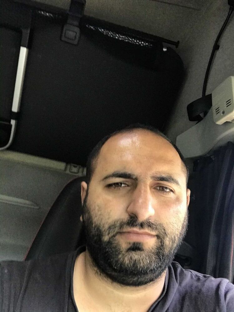  32533584  , 35 ,    