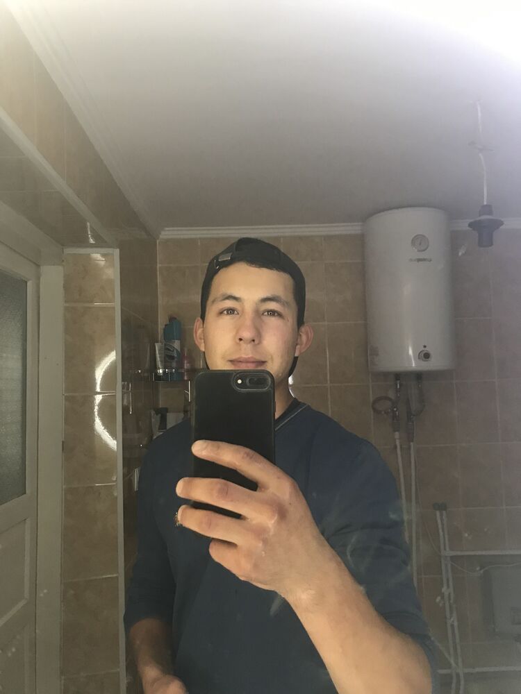  48069494  , 23 ,    