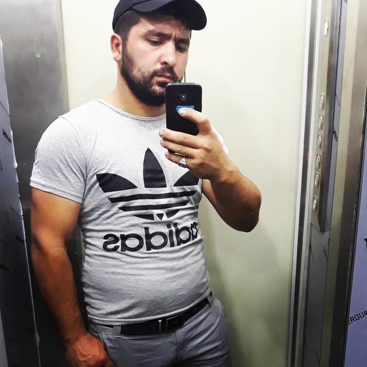  18967084  Roma, 35 ,    