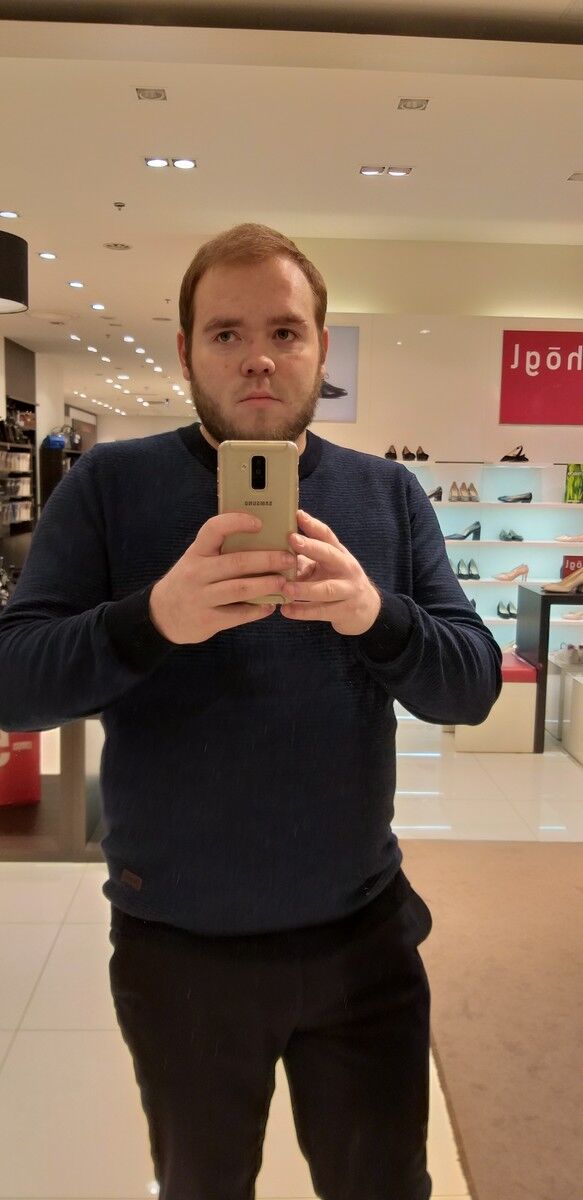  ,   Arkadi, 32 ,   ,   , c 