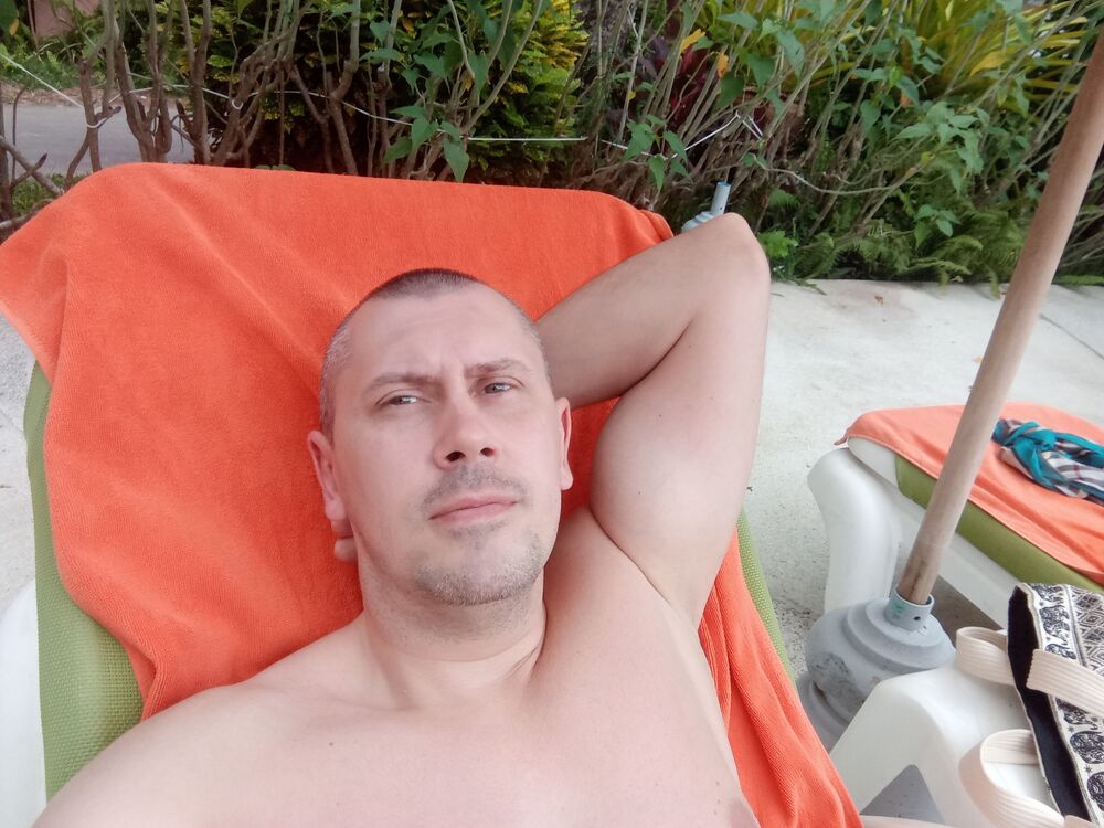  54130434  , 44 ,    -