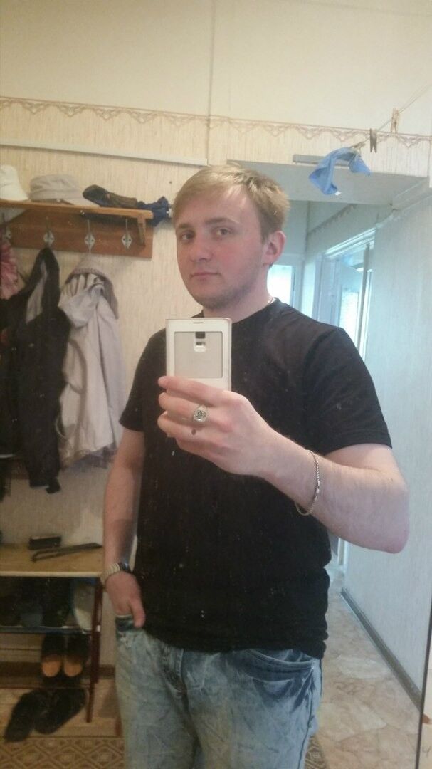  7487434  , 30 ,    