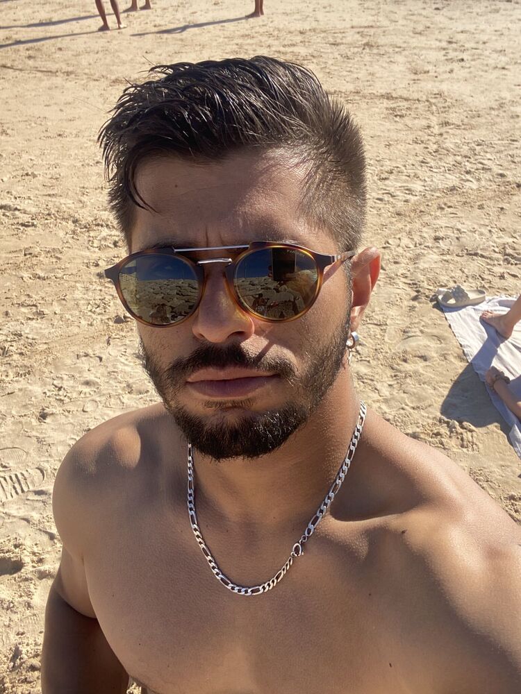  Porto Salvo,   Peter, 32 ,   ,   