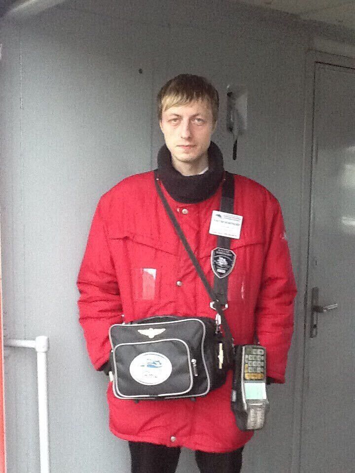 22013144  Nikolay, 39 ,    