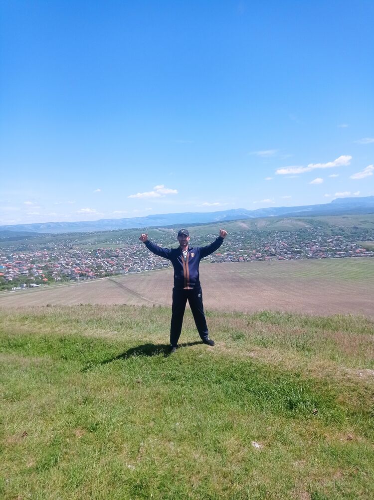  ,   Nurikjon, 30 ,   ,   