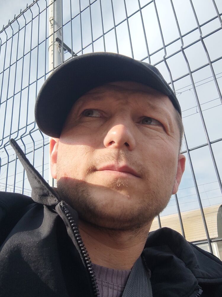  ,   Qobiljon, 38 ,   ,   