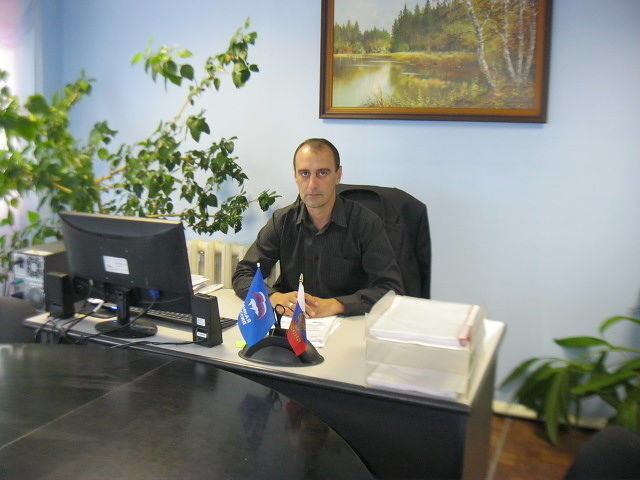  ,   Denis, 48 ,     , c 