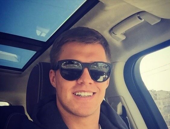  ,   Viktor, 35 ,   ,   , c 