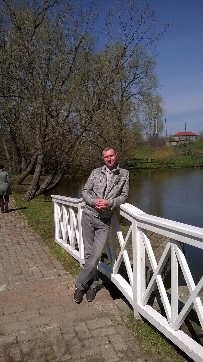  ,   Sergey, 46 ,   , 