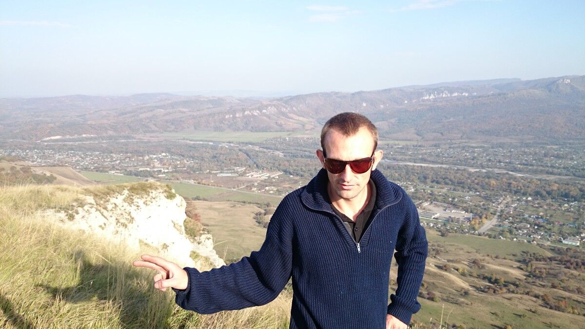  ,   Vlalbimir, 42 ,   