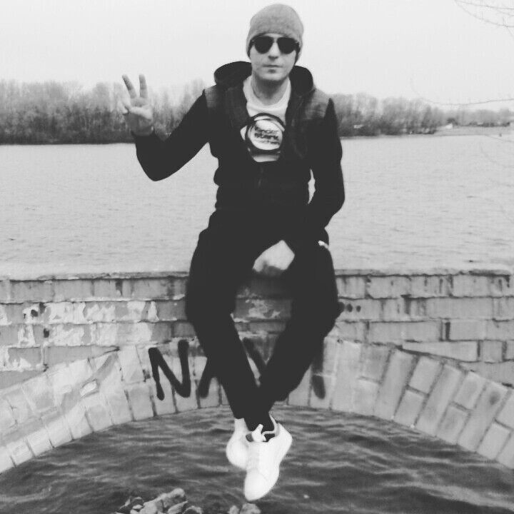  ,   Nikolaj, 31 ,   ,   , c 