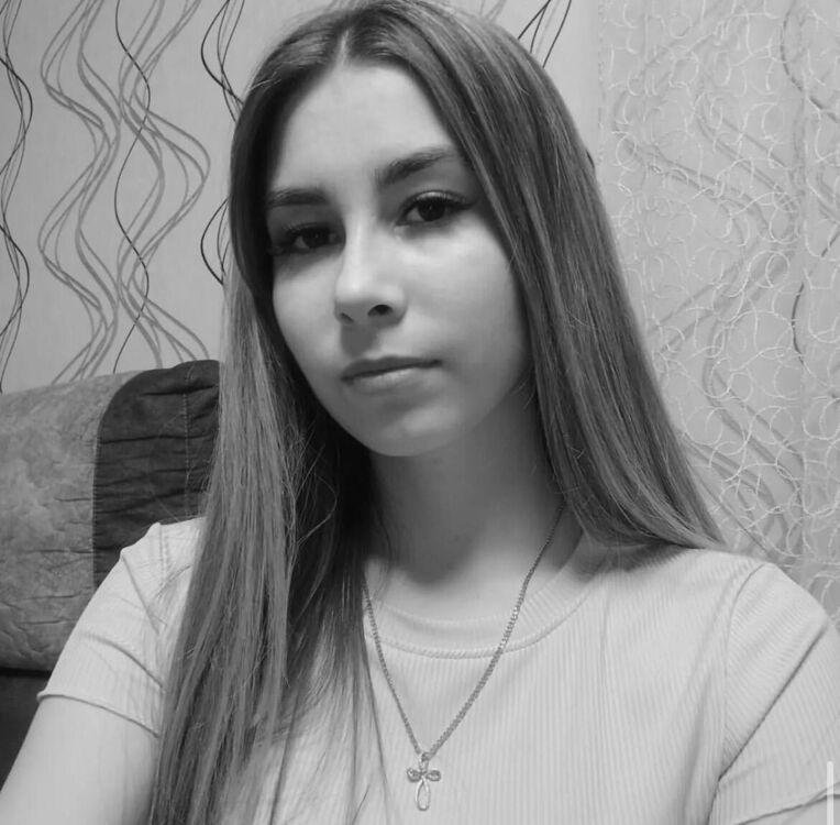 45699454  , 23 ,    