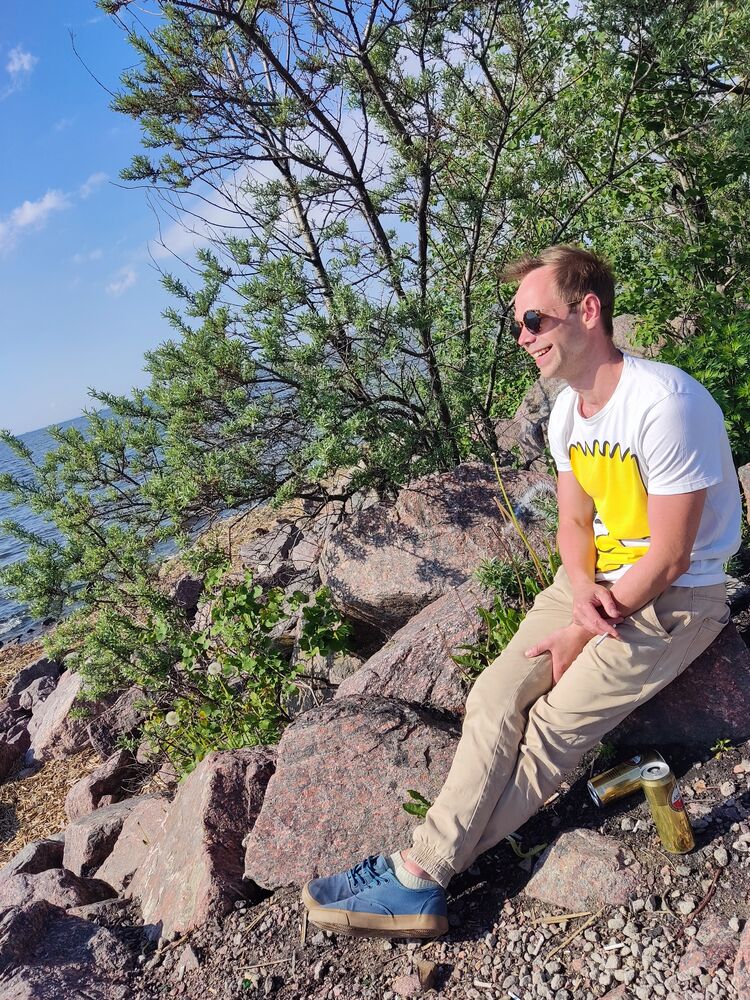  -,   Artem, 36 ,   ,   