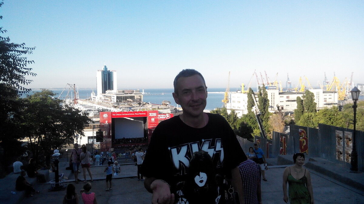  ,   Vlad, 55 ,   