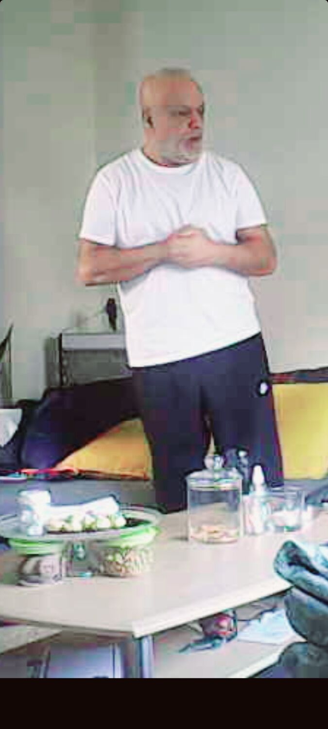  32269904  Joe, 51 ,    