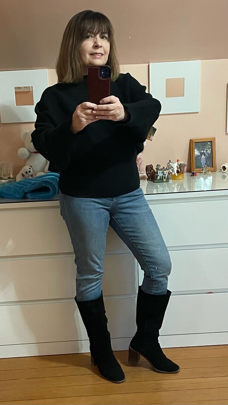  54129334  Nika, 59 ,    Skokie