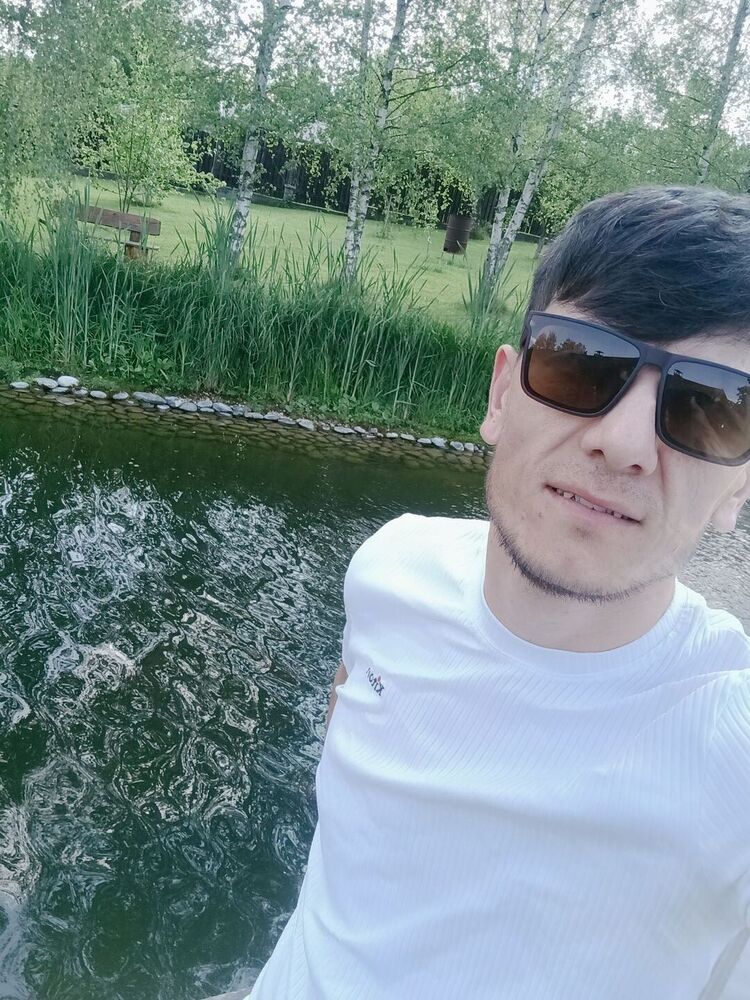  54289364  Tolib, 31 ,    