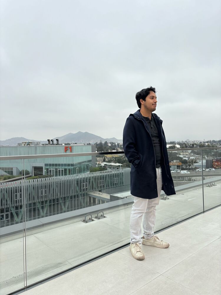  ,   Enrique, 25 ,   ,   