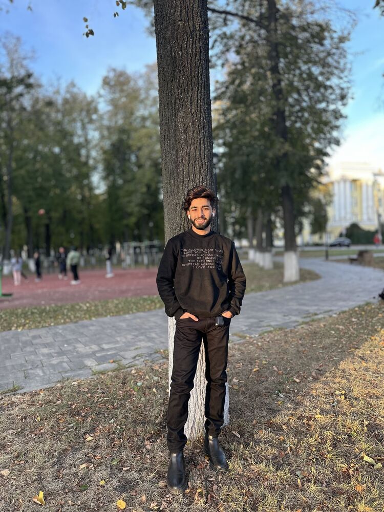  38458244  Zakir, 23 ,    Ch'ongju