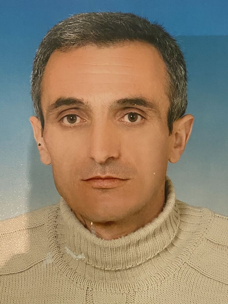  41981994  , 57 ,    