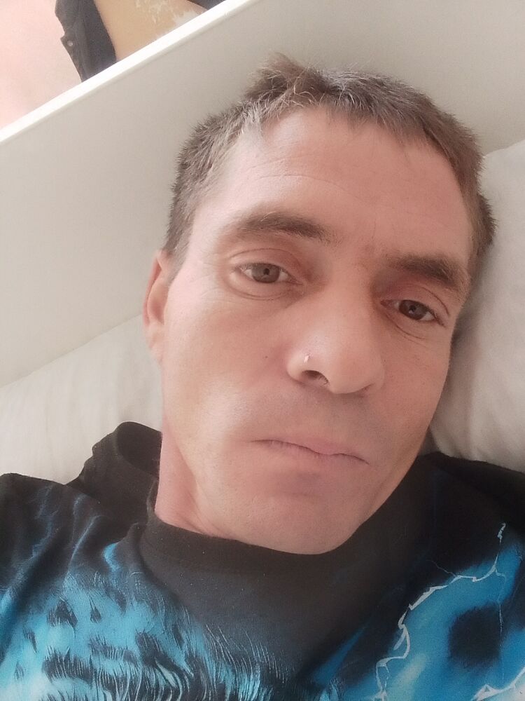  53526864  Miha, 36 ,    