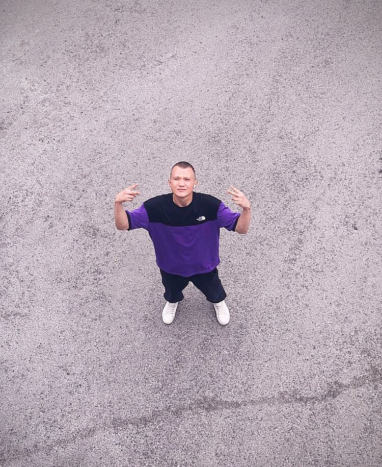  52603254  , 22 ,    --