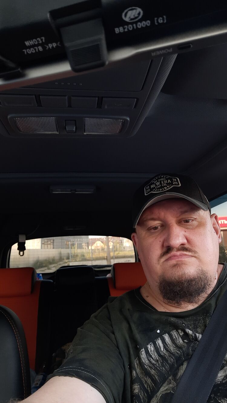  30904044  Aleksey, 48 ,    