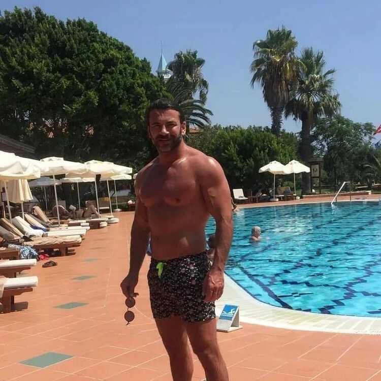  49452534  Alex David, 54 ,    Karlshamn