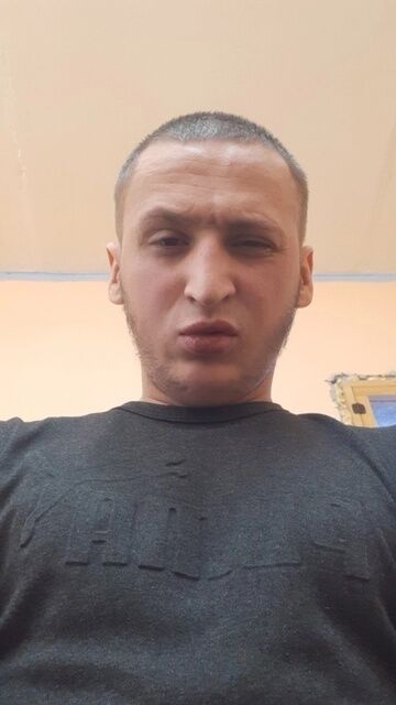  48089314  , 23 ,    