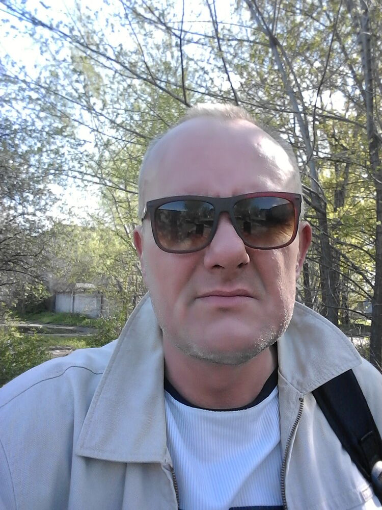  34251214  Evgenij, 46 ,    