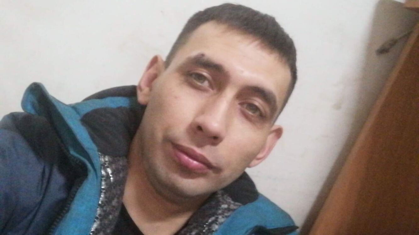  ,   Rafael, 37 ,   ,   , c 