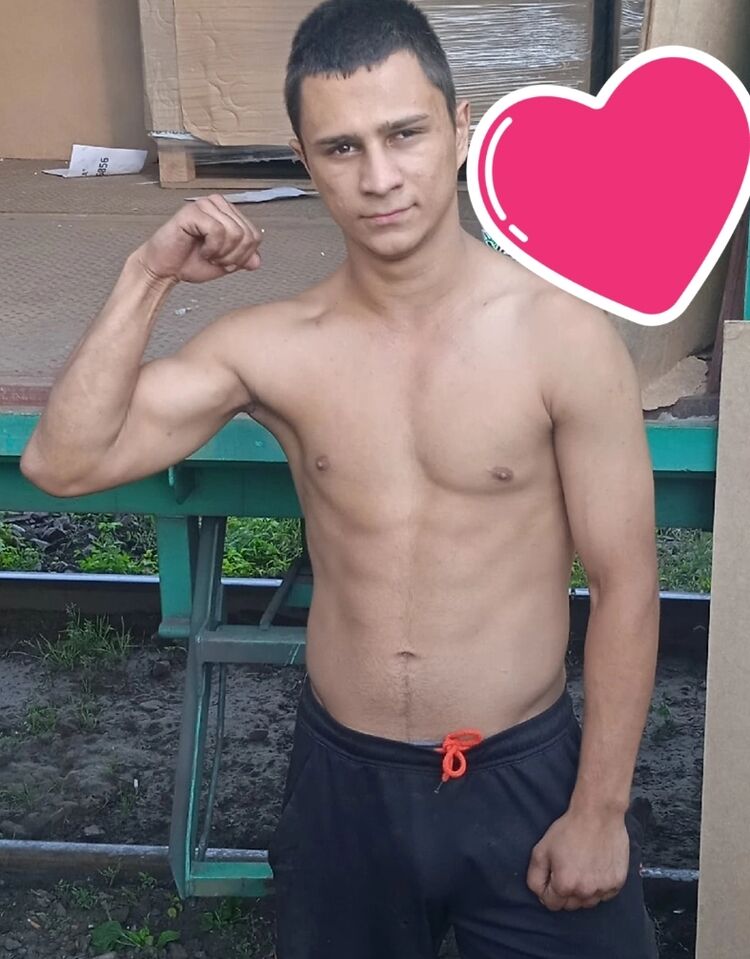  32227274  Oleg, 26 ,    