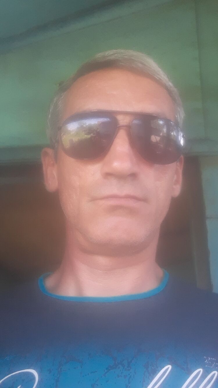  27717464  , 49 ,    
