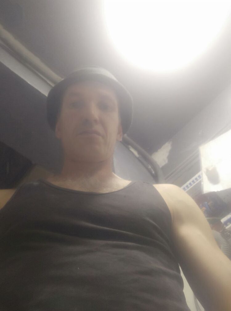  47693544  , 45 ,    