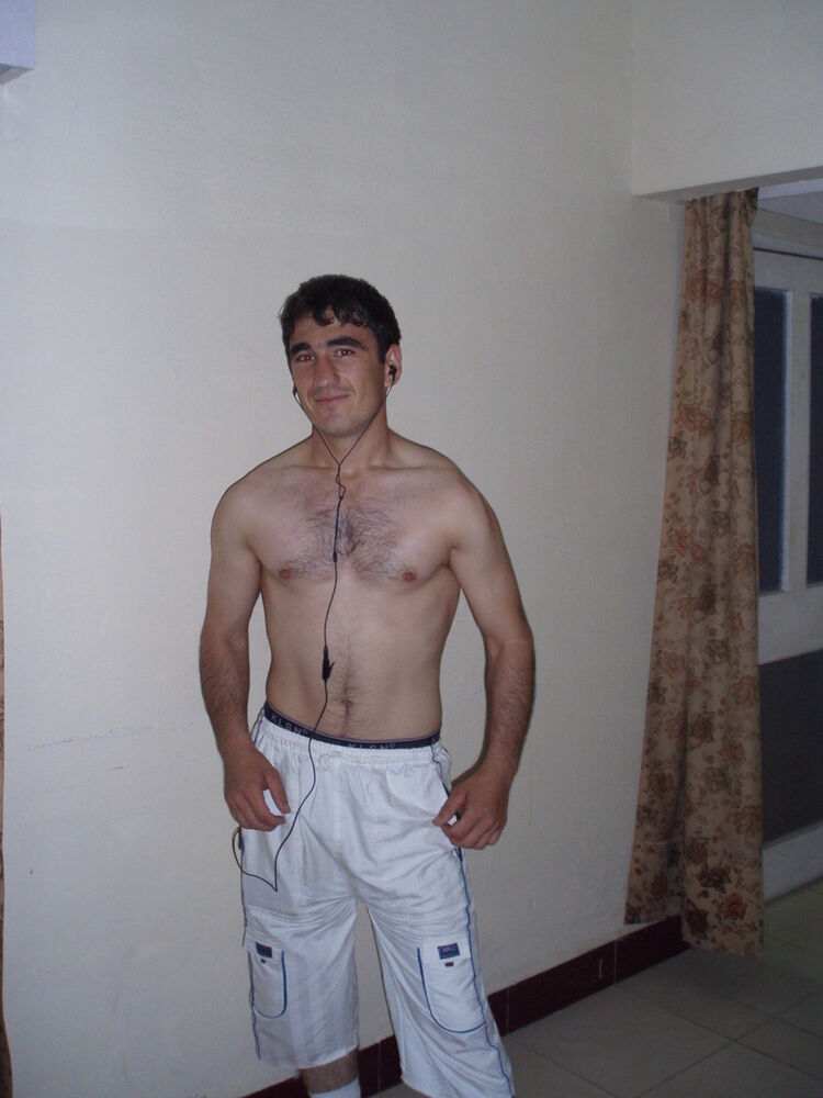  5023594  Vossein, 38 ,    