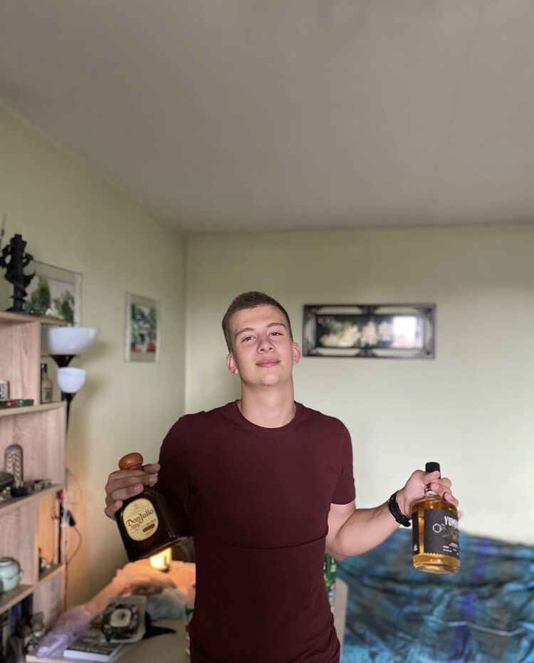 ���� 28945184 ����� ����, 25 ���, ���� ���������� � �����������