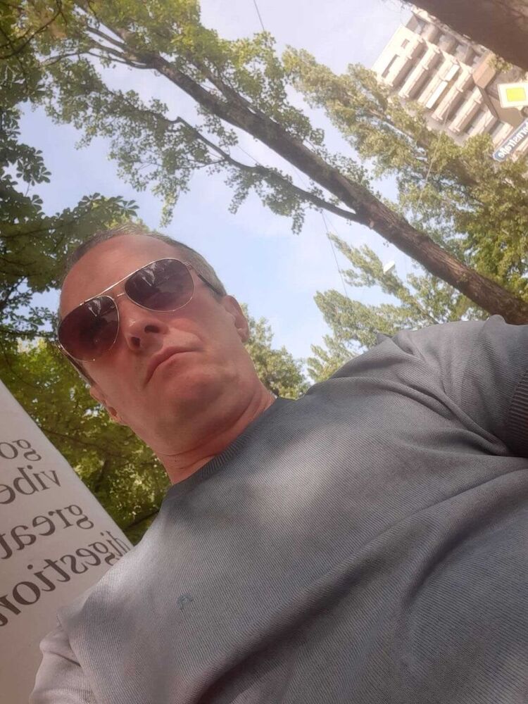  ,   Rade, 47 ,   ,   , c , 