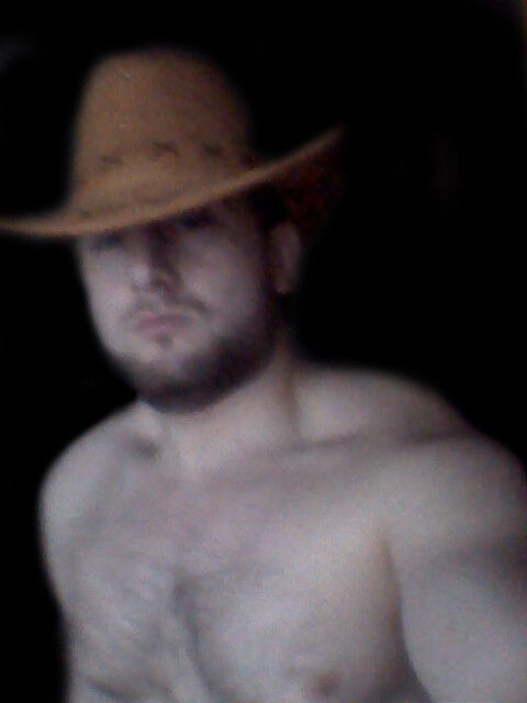  5610844  Emil, 35 ,    