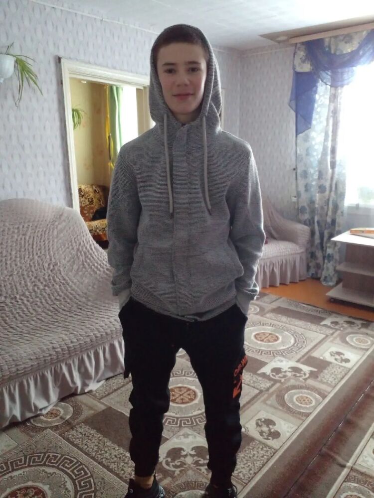  28183874  EVGENII, 21 ,    