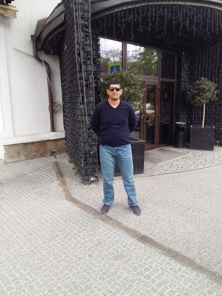  ,   Gegham, 35 ,   
