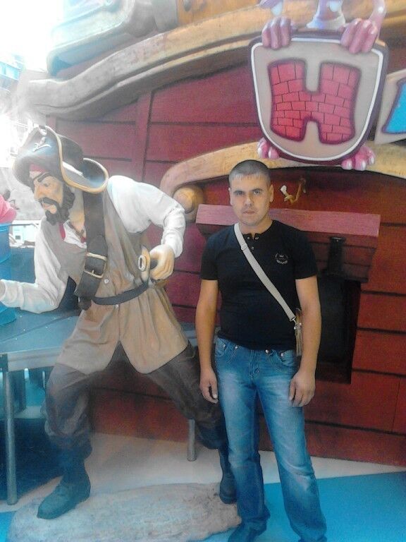  19157514  Odilbek, 41 ,    -