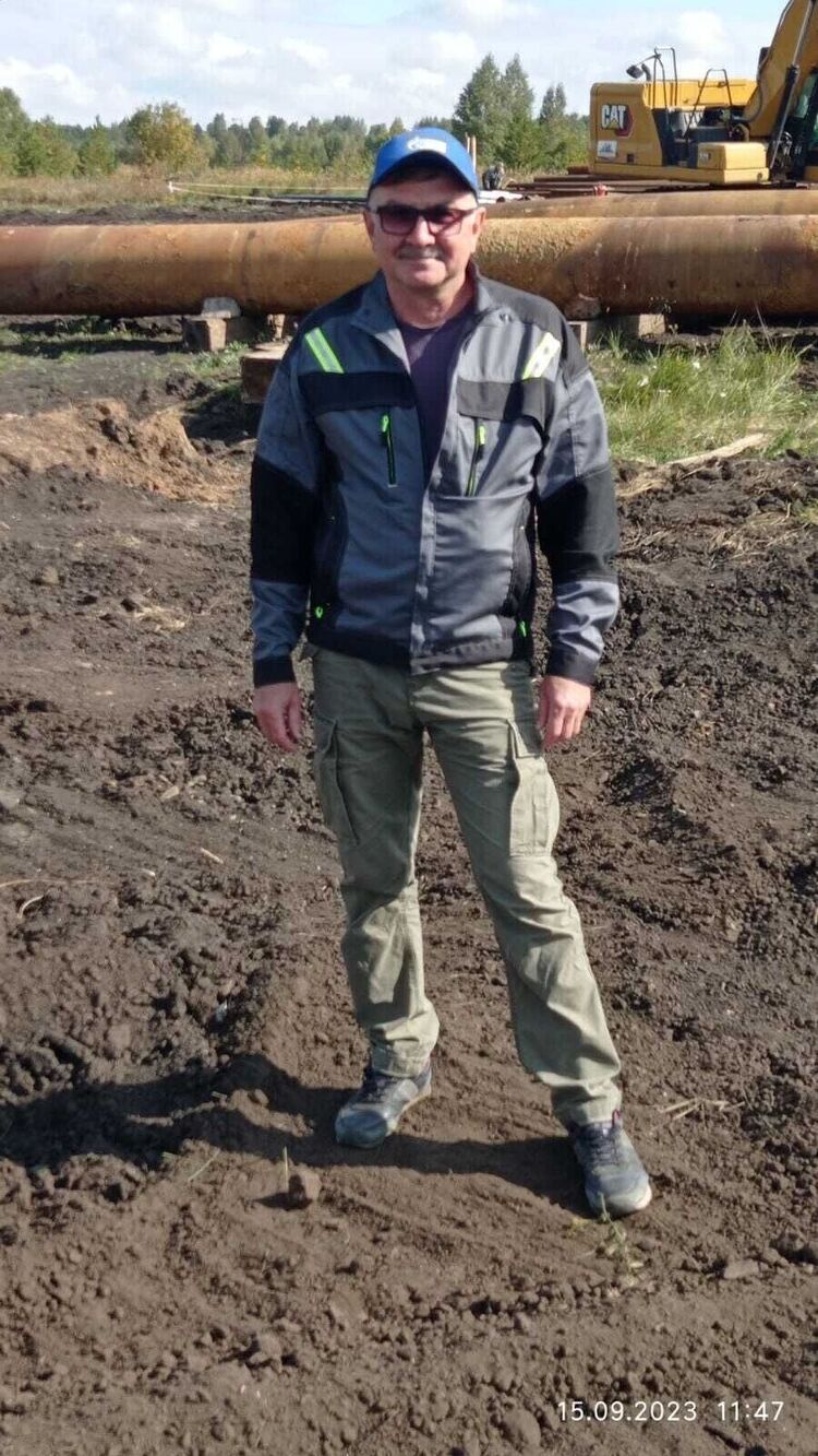  38525294  , 54 ,    
