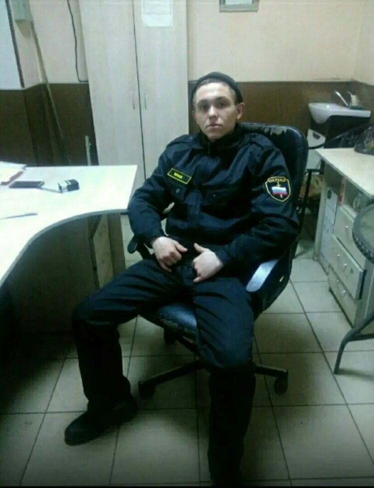  32888554  Nikolay, 23 ,    