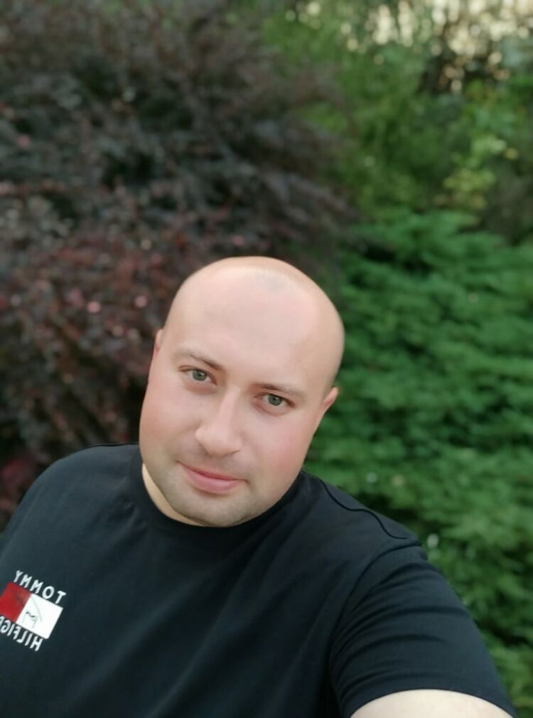  27278374  Vladimir, 35 ,    