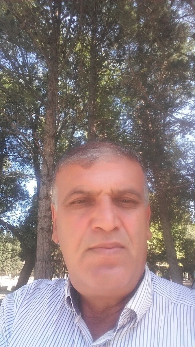  17422774  Qazenfer, 61 ,    