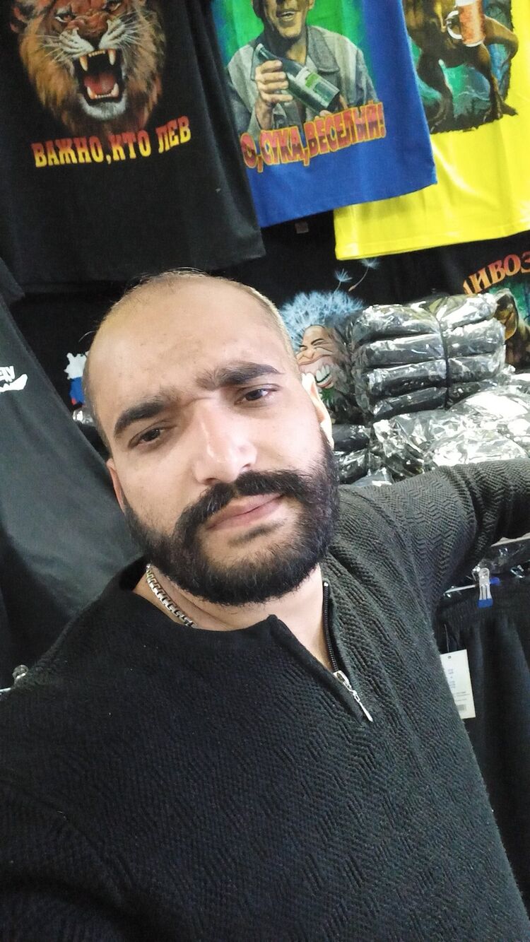  30144064  Amir, 34 ,    