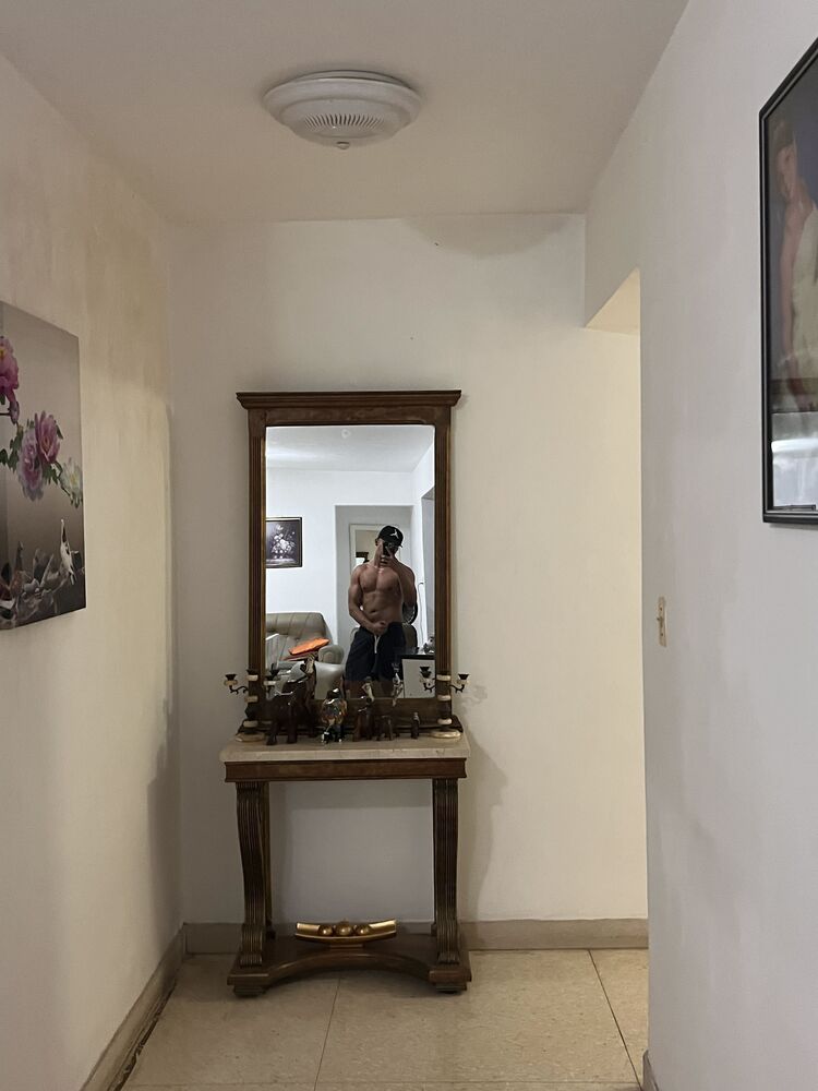  Havana,   Alejandro, 21 ,   ,   